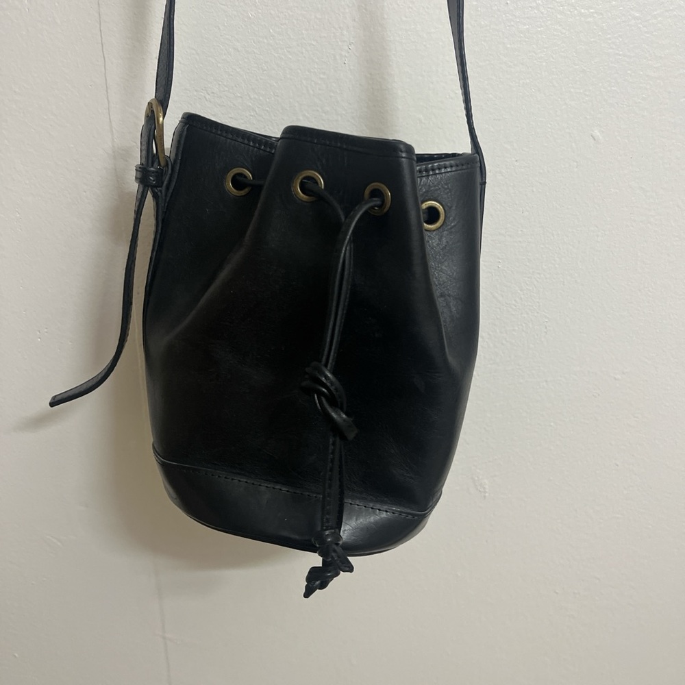 Sezane bucket bag